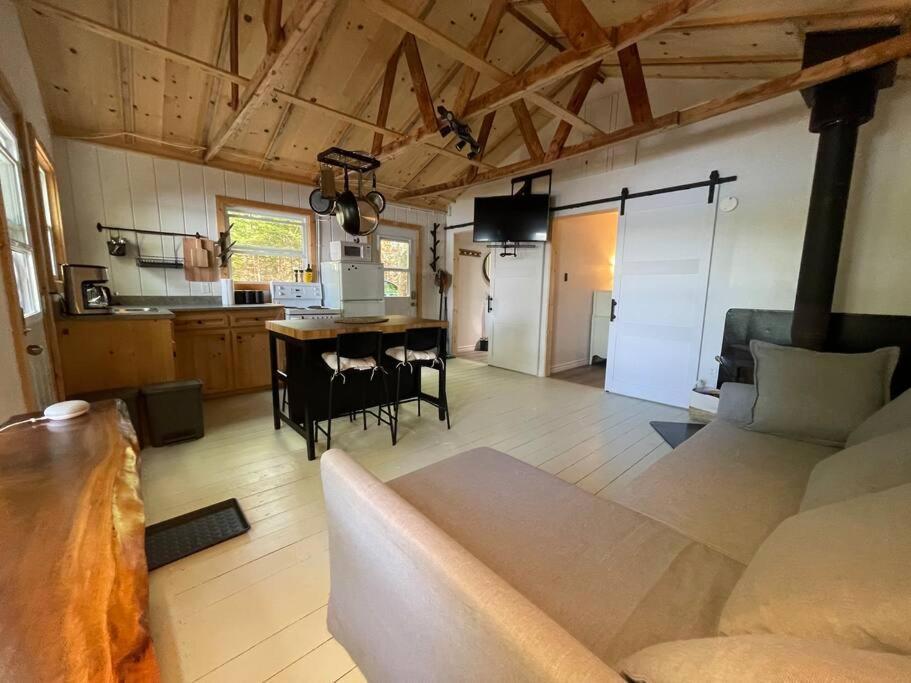 Leland'S Lakehouse Wolfville Εξωτερικό φωτογραφία